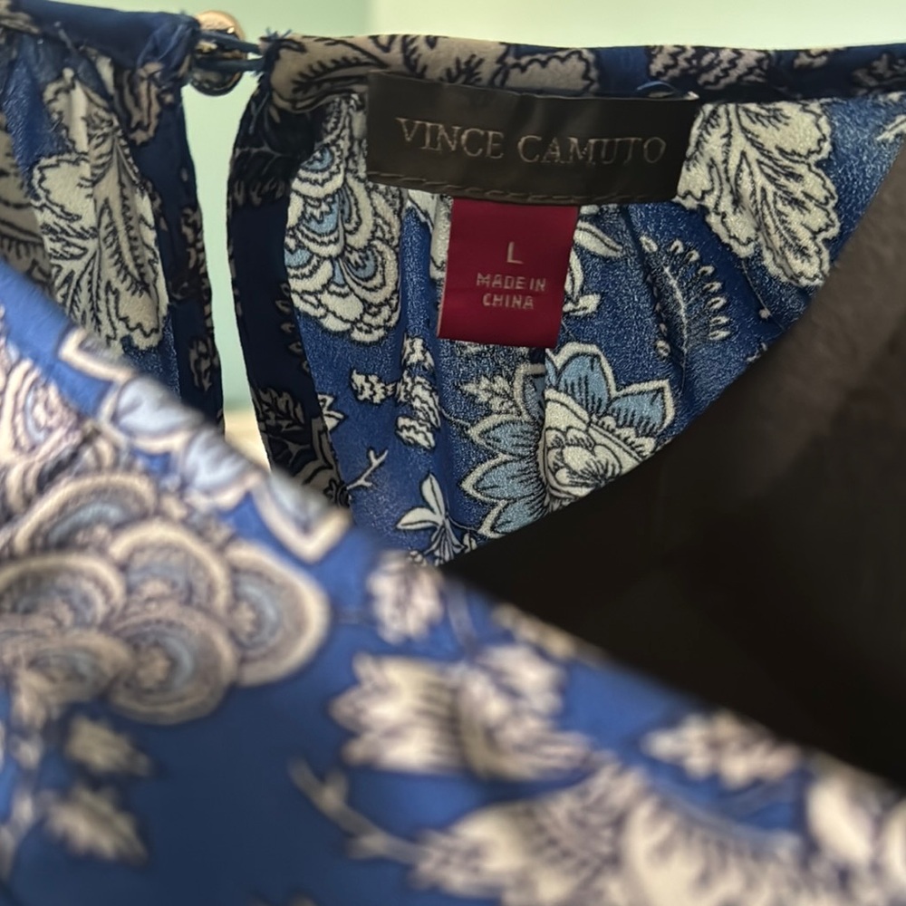 Vince Camuto Blue and White Ruffled Cap Sleeve Blouse - Picture 4 of 5